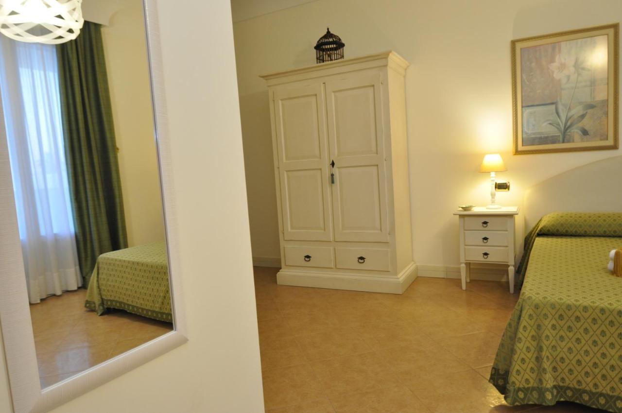 Villa Marcella Room Porto Cesareo Eksteriør billede
