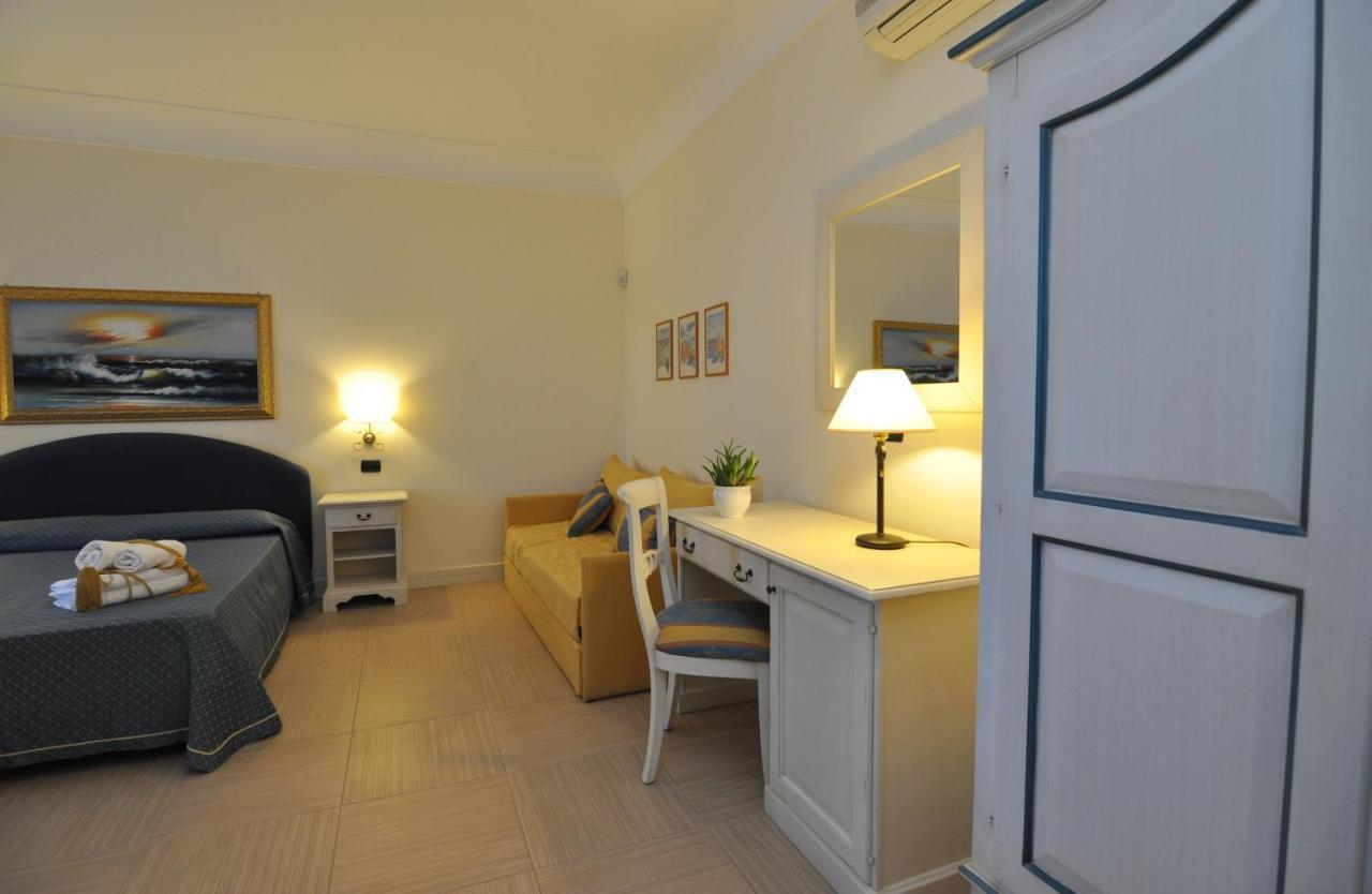 Villa Marcella Room Porto Cesareo Eksteriør billede